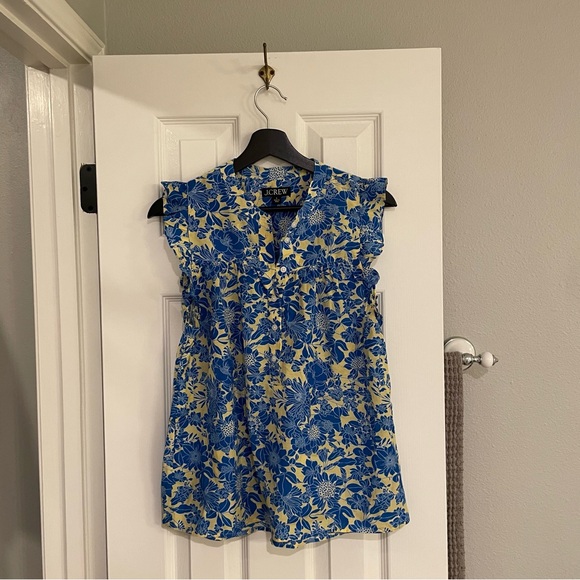 J. Crew Sleeveless Ruffle Trim Top in Blue Floral Small - Picture 2 of 7